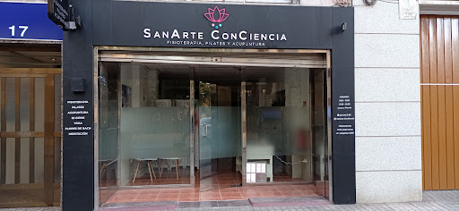 Clínica de acupuntura y fisioterapia en Elche / SanArte ConCiencia